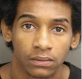 Suspects arrested after $340K smash & grab robbery