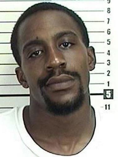 Devon Manquil Newby, 28