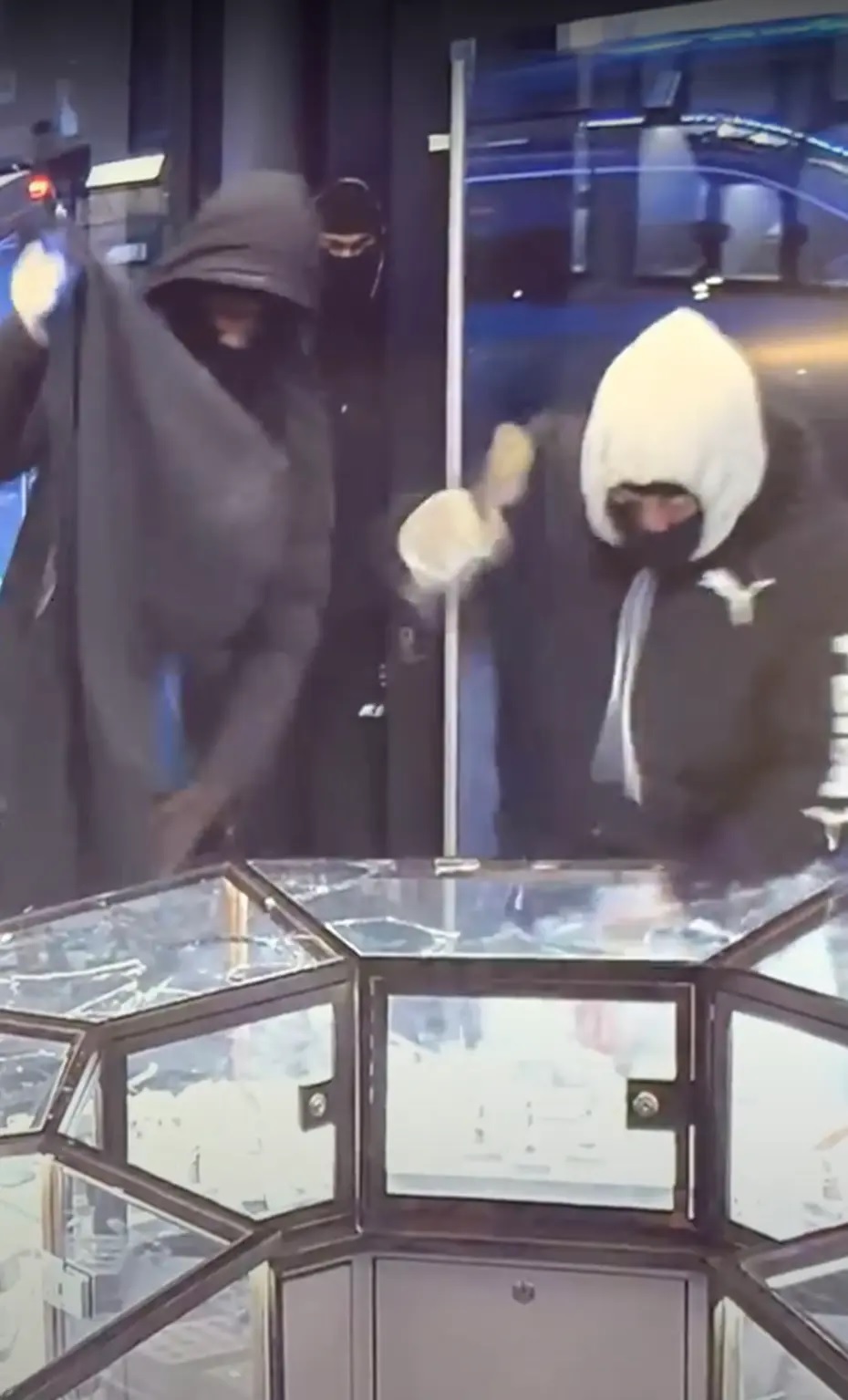 Brooklyn Smash and Grab Robbers