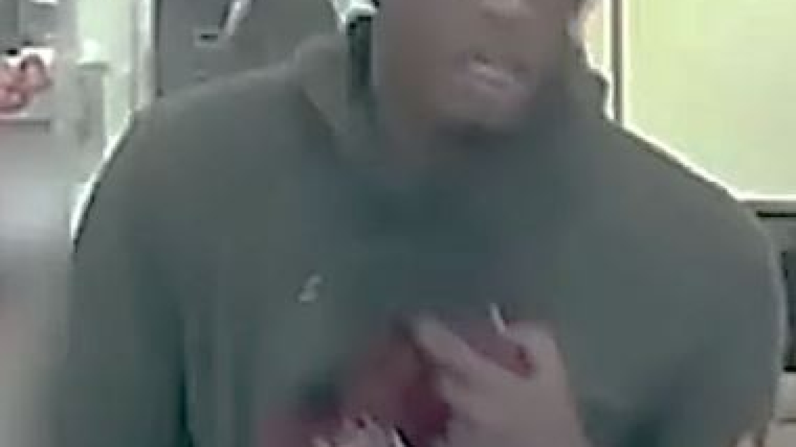 Unmasked pawn shop robber