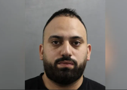 Chicago Ridge man arrested for armed robbery at Bridgeview jewelry stores.